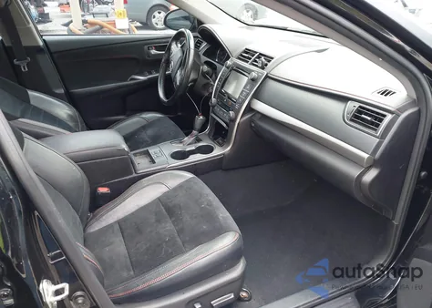 2016 Toyota Camry Xse z USA, uszkodzony, nr VIN 4T1BF1FK4GU201243